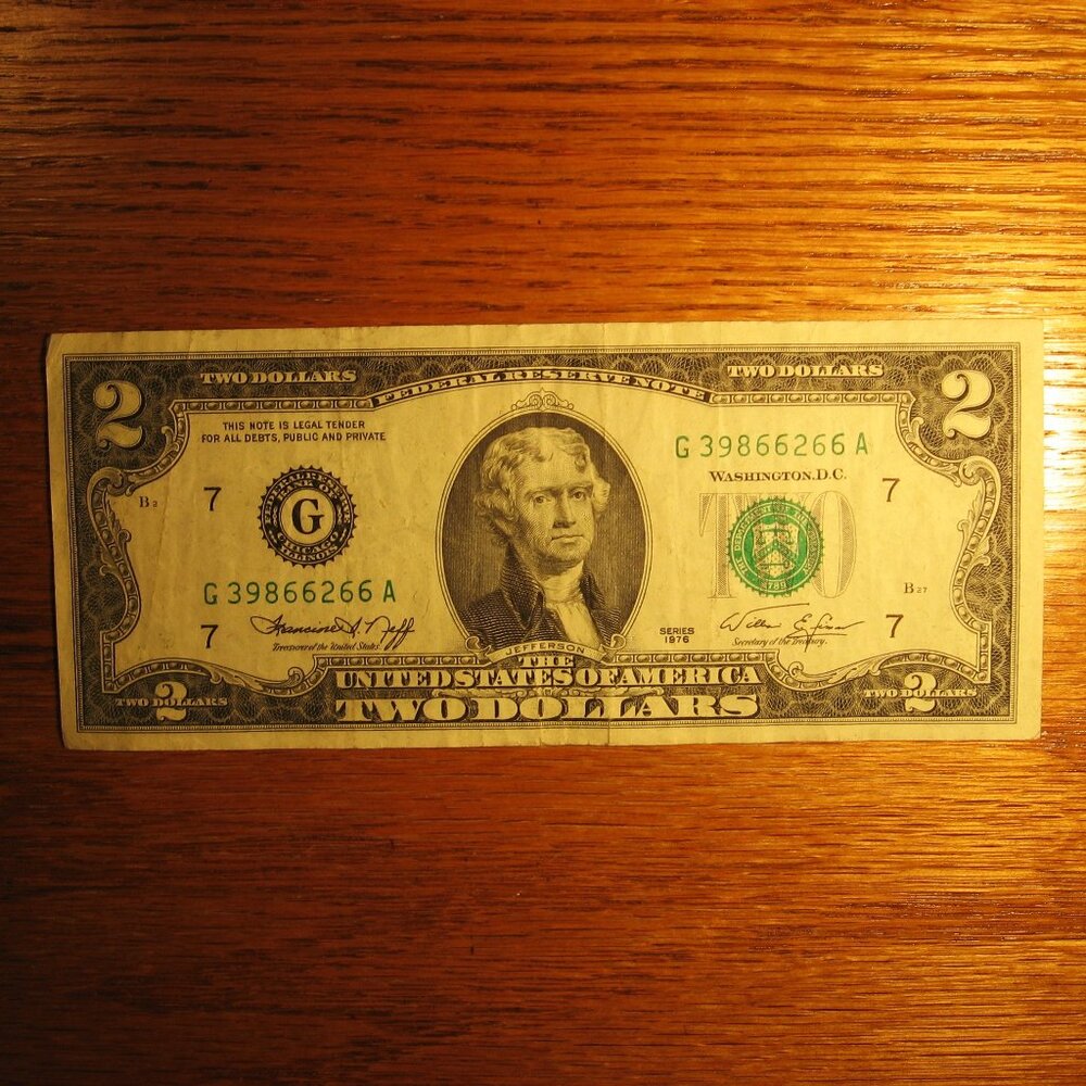 1976 2 DOLLAR FEDERAL RESERVE NOTE PRINTED IN CHICAGO